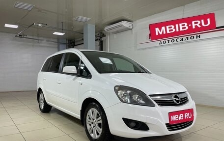 Opel Zafira B, 2012 год, 935 000 рублей, 1 фотография