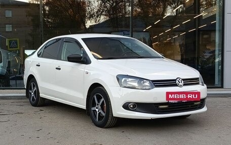 Volkswagen Polo VI (EU Market), 2013 год, 635 000 рублей, 3 фотография