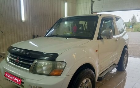 Mitsubishi Pajero III рестайлинг, 2000 год, 950 000 рублей, 3 фотография