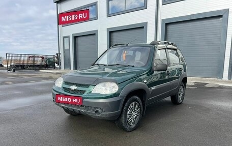 Chevrolet Niva I рестайлинг, 2011 год, 579 000 рублей, 2 фотография