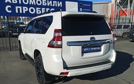 Toyota Land Cruiser Prado 150 рестайлинг 2, 2015 год, 4 160 000 рублей, 6 фотография