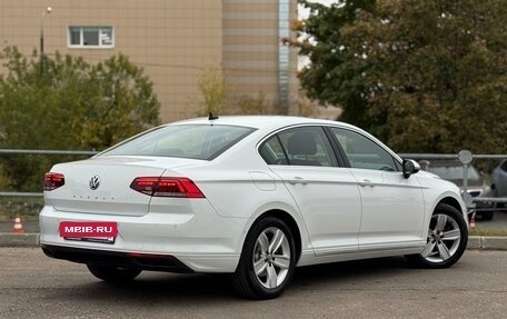 Volkswagen Passat B8 рестайлинг, 2019 год, 2 990 000 рублей, 3 фотография