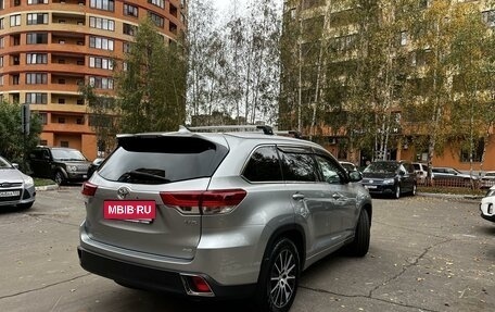 Toyota Highlander III, 2016 год, 4 300 000 рублей, 5 фотография