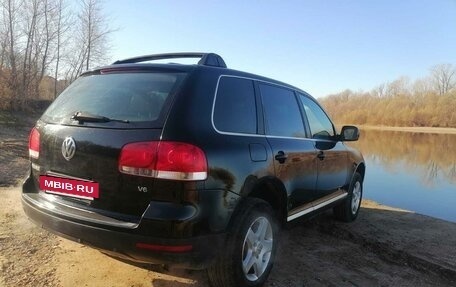 Volkswagen Touareg III, 2004 год, 630 000 рублей, 3 фотография