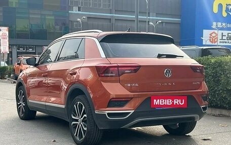 Volkswagen T-Roc I, 2021 год, 1 560 000 рублей, 4 фотография