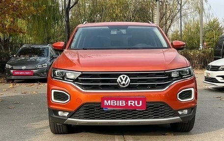 Volkswagen T-Roc I, 2021 год, 1 560 000 рублей, 2 фотография