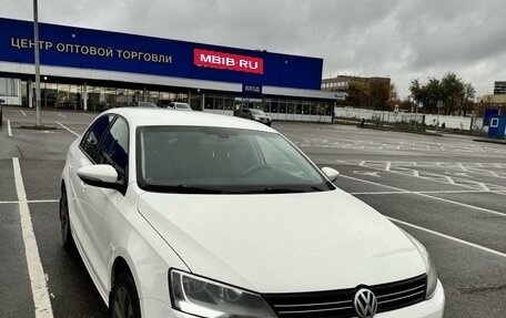 Volkswagen Jetta VI, 2012 год, 1 060 000 рублей, 1 фотография