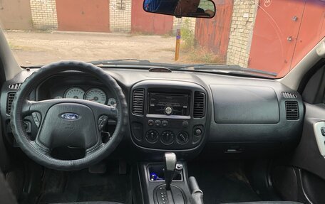 Ford Maverick II, 2005 год, 485 000 рублей, 16 фотография