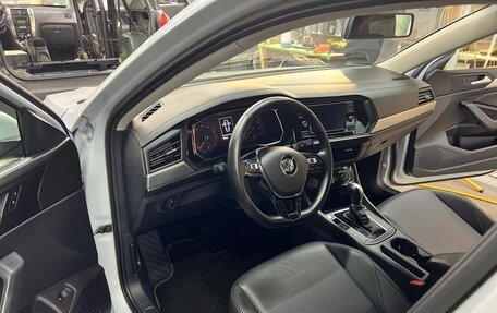 Volkswagen Jetta VI, 2018 год, 1 950 000 рублей, 6 фотография