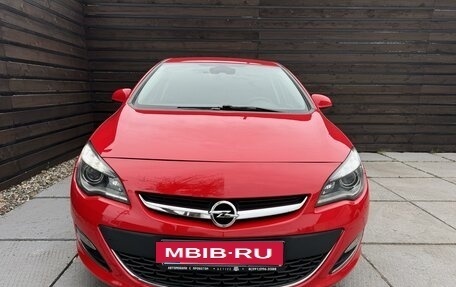 Opel Astra J, 2013 год, 997 000 рублей, 2 фотография