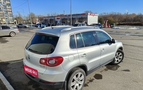 Volkswagen Tiguan I, 2011 год, 980 000 рублей, 6 фотография