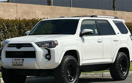 Toyota 4Runner V, 2022 год, 11 113 000 рублей, 3 фотография