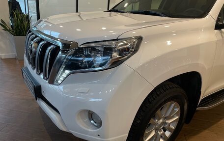 Toyota Land Cruiser Prado 150 рестайлинг 2, 2014 год, 3 350 000 рублей, 7 фотография