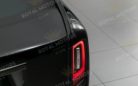 Rolls-Royce Cullinan, 2024 год, 109 000 000 рублей, 6 фотография