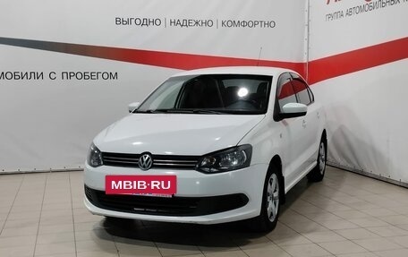 Volkswagen Polo VI (EU Market), 2012 год, 730 000 рублей, 3 фотография