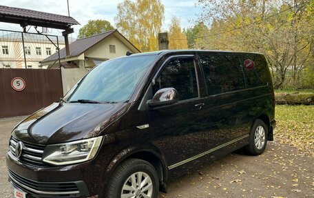 Volkswagen Caravelle T6 рестайлинг, 2017 год, 3 350 000 рублей, 5 фотография