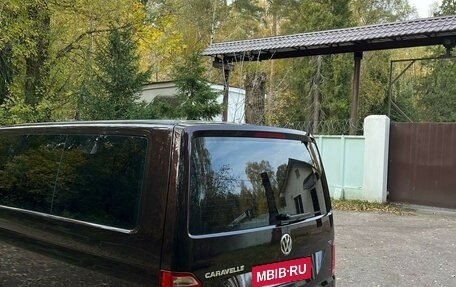 Volkswagen Caravelle T6 рестайлинг, 2017 год, 3 350 000 рублей, 7 фотография