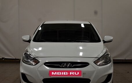 Hyundai Solaris II рестайлинг, 2012 год, 850 000 рублей, 3 фотография