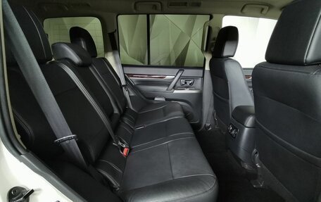 Mitsubishi Pajero IV, 2021 год, 4 228 000 рублей, 11 фотография