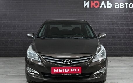 Hyundai Solaris II рестайлинг, 2015 год, 1 240 000 рублей, 2 фотография