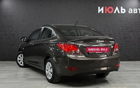 Hyundai Solaris II рестайлинг, 2015 год, 1 240 000 рублей, 4 фотография