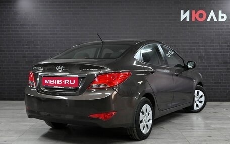 Hyundai Solaris II рестайлинг, 2015 год, 1 240 000 рублей, 7 фотография