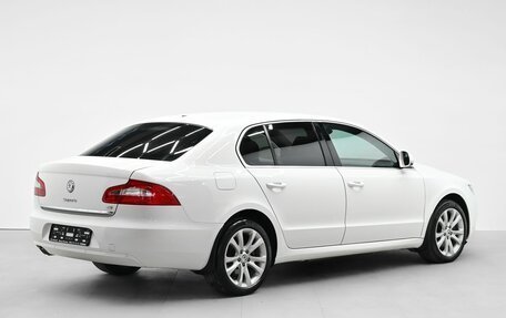 Skoda Superb III рестайлинг, 2010 год, 925 000 рублей, 3 фотография