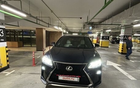 Lexus RX IV рестайлинг, 2017 год, 3 900 000 рублей, 2 фотография