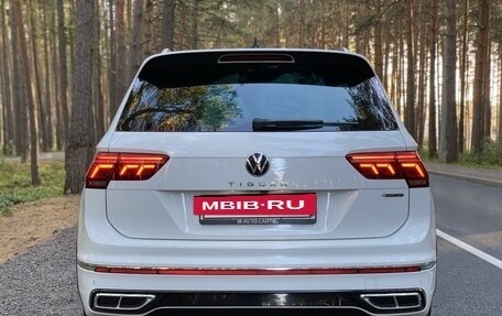 Volkswagen Tiguan II, 2020 год, 3 899 999 рублей, 25 фотография