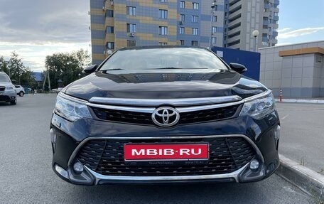 Toyota Camry, 2017 год, 2 650 000 рублей, 1 фотография