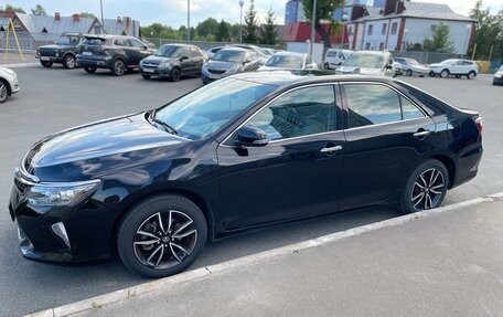 Toyota Camry, 2017 год, 2 650 000 рублей, 9 фотография