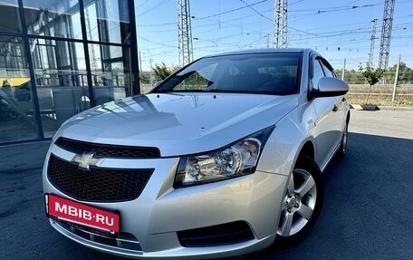 Chevrolet Cruze II, 2012 год, 915 000 рублей, 2 фотография