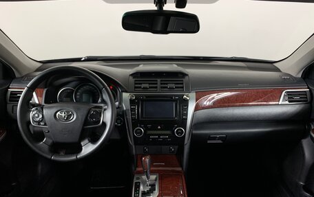 Toyota Camry, 2012 год, 1 345 000 рублей, 13 фотография