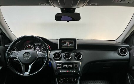 Mercedes-Benz A-Класс, 2014 год, 1 785 000 рублей, 12 фотография