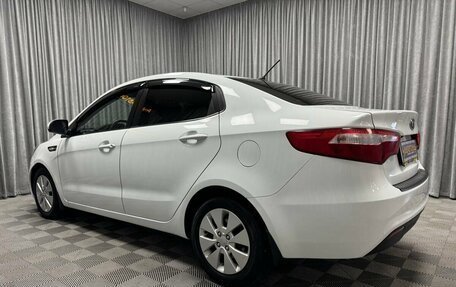 KIA Rio III рестайлинг, 2011 год, 870 000 рублей, 9 фотография