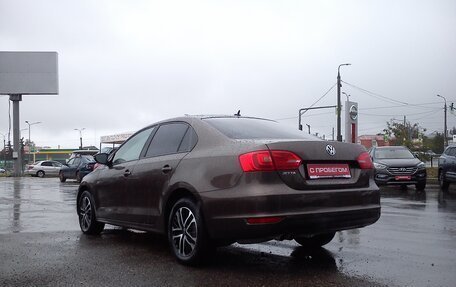 Volkswagen Jetta VI, 2013 год, 1 049 000 рублей, 9 фотография