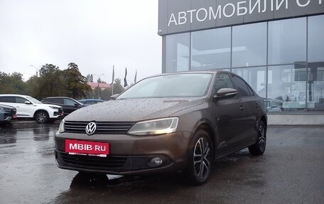 Volkswagen Jetta VI, 2013 год, 1 049 000 рублей, 11 фотография