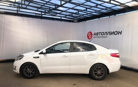 KIA Rio III рестайлинг, 2013 год, 690 000 рублей, 2 фотография