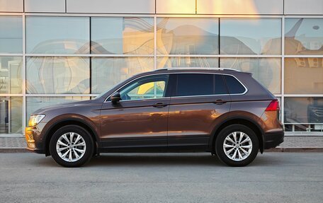 Volkswagen Tiguan II, 2019 год, 2 850 000 рублей, 1 фотография