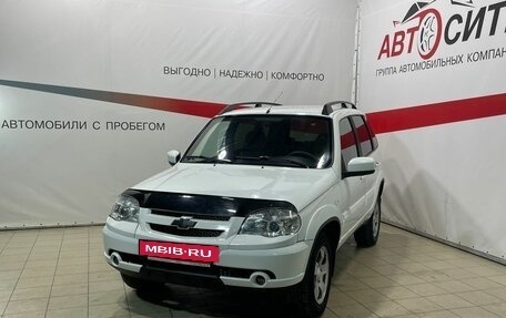 Chevrolet Niva I рестайлинг, 2012 год, 700 000 рублей, 3 фотография