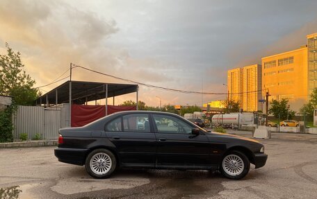 BMW 5 серия, 1998 год, 592 000 рублей, 3 фотография