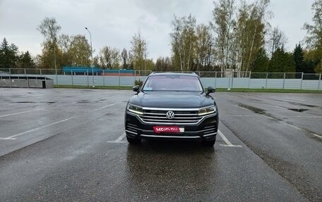 Volkswagen Touareg III, 2020 год, 4 900 000 рублей, 1 фотография