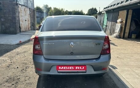 Renault Logan I, 2011 год, 900 000 рублей, 2 фотография