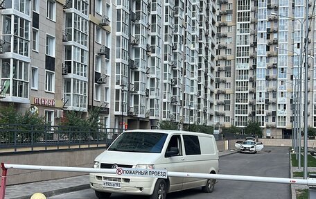 Volkswagen Transporter T5 рестайлинг, 2008 год, 1 400 000 рублей, 4 фотография