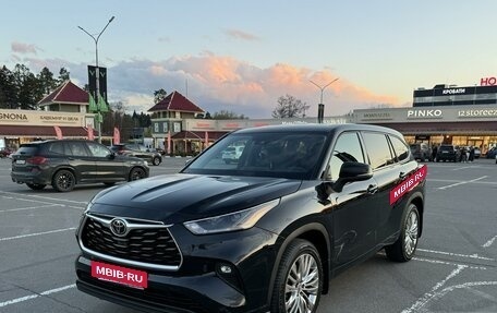 Toyota Highlander, 2021 год, 4 950 000 рублей, 9 фотография