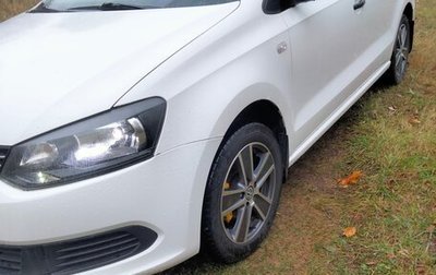 Volkswagen Polo VI (EU Market), 2013 год, 850 000 рублей, 1 фотография