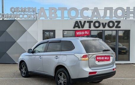 Mitsubishi Outlander III рестайлинг 3, 2012 год, 1 485 000 рублей, 6 фотография