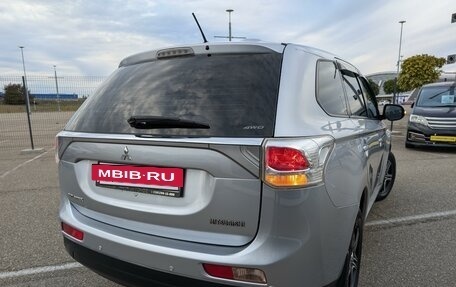 Mitsubishi Outlander III рестайлинг 3, 2012 год, 1 485 000 рублей, 16 фотография