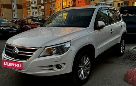 Volkswagen Tiguan I, 2010 год, 1 356 000 рублей, 5 фотография