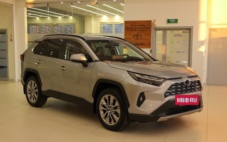 Toyota RAV4, 2024 год, 6 100 000 рублей, 3 фотография